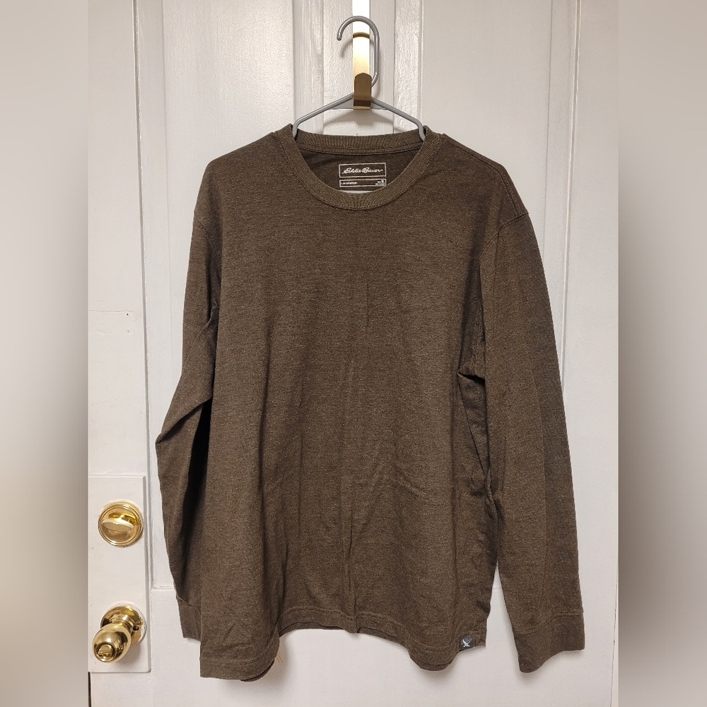 Eddie Bauer long sleeve t-shirt